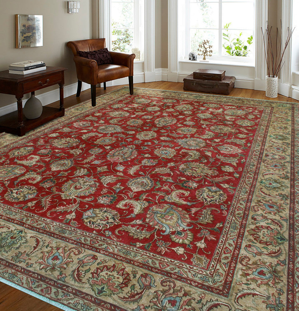 Fine Vintage Distressed Gary Red/Beige Rug, 9'7 x 12'4