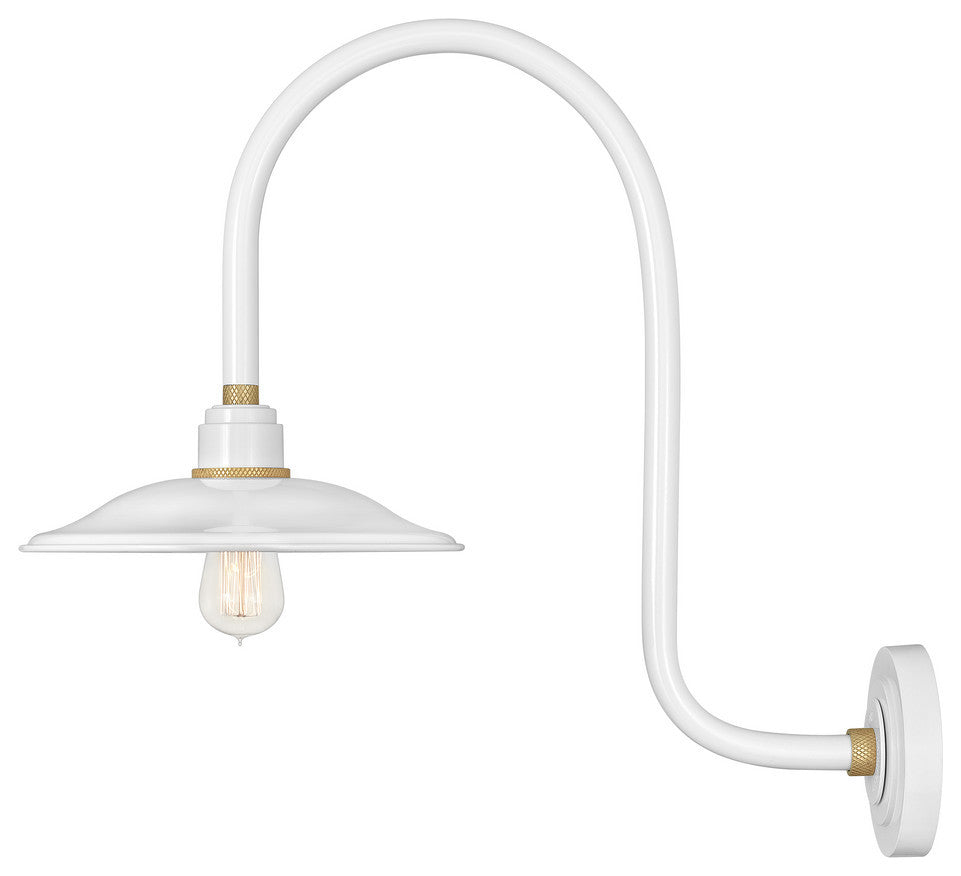 Hinkley Foundry 1-Light Outdoor Wall Mount Lantern, Gloss White