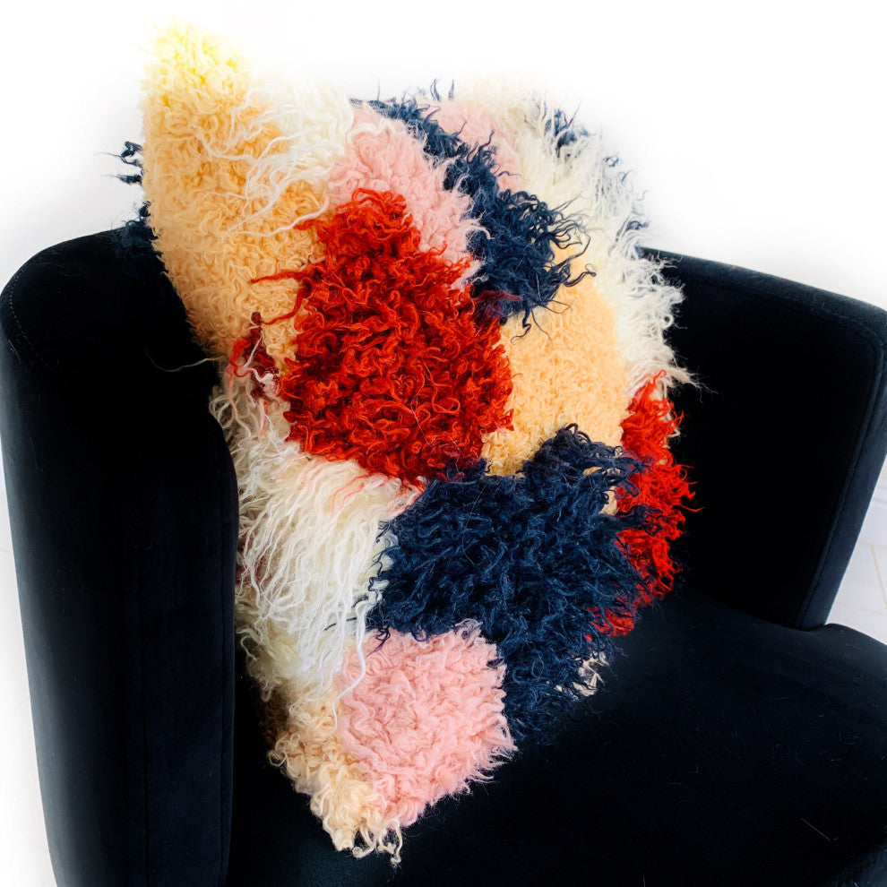 Plutus Fanciful Boho Animal Faux Fur Luxury Throw Pillow, 20"x36"