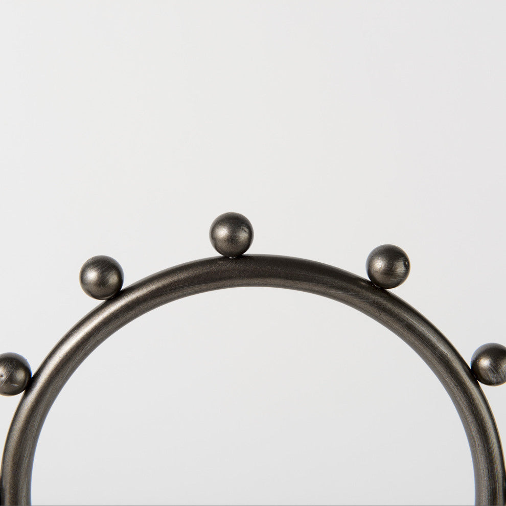 Elio 7.5Lx3.0Wx13.2H Small Studded hoop object