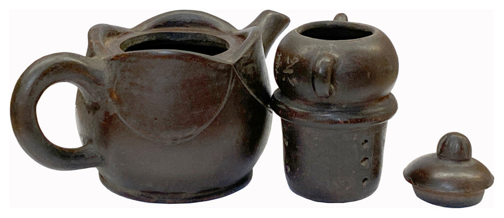 Chinese Handmade Yixing Zisha Clay Teapot With Artistic Accent Hws2243