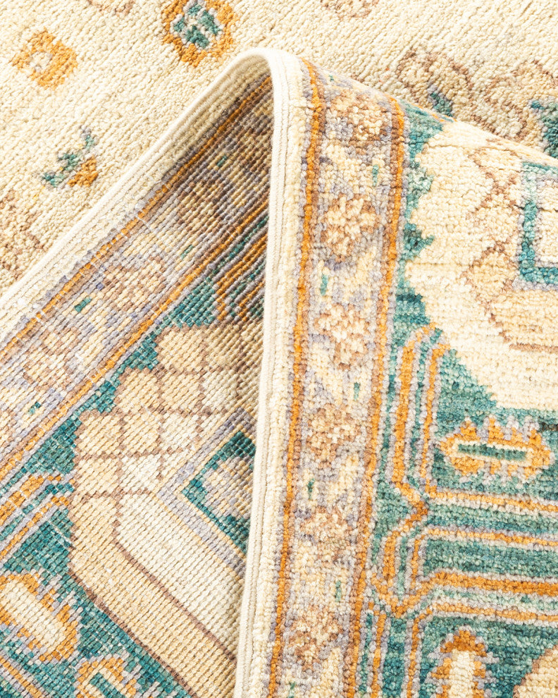 Eclectic, One-of-a-Kind Hand-Knotted Area Rug Ivory, 5'2"x9'10"