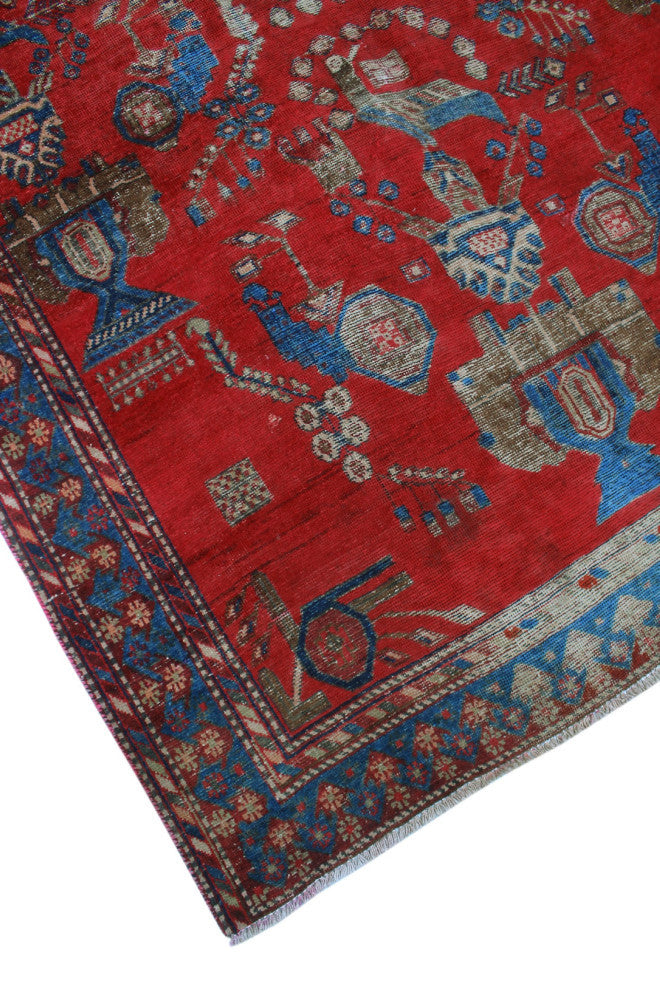 Semi Antique Xiomara Red Rug, 5'0x5'11