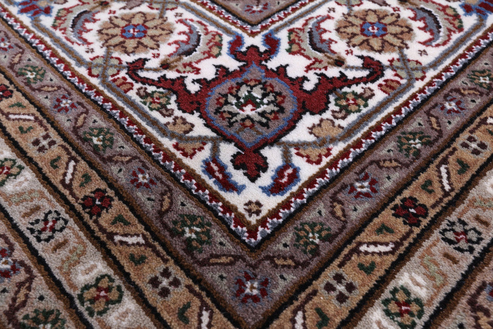 9' Square Persian Tabriz Wool & Silk Hand Knotted Rug - Q13012
