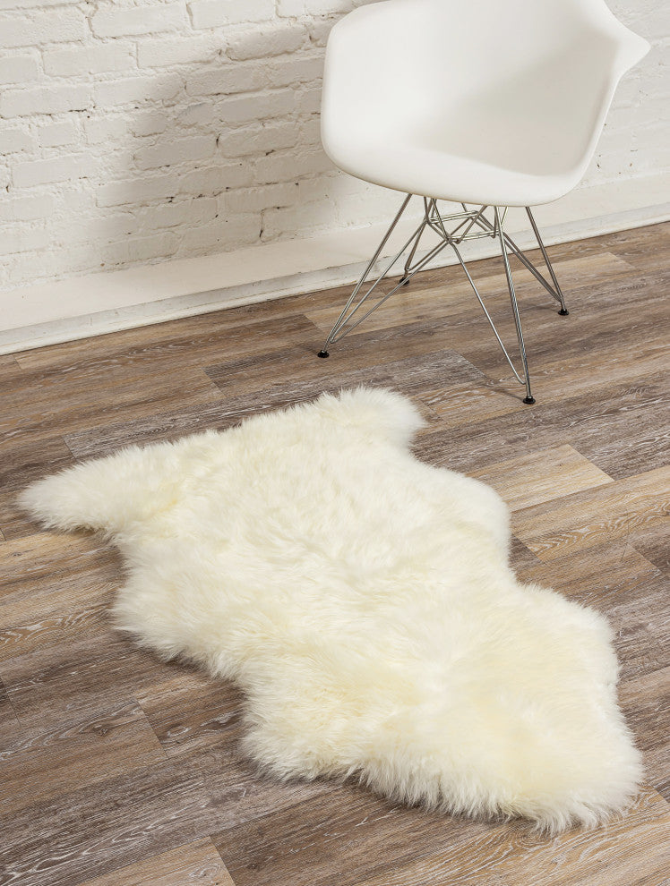 Milan Shearling Single Sheepskin Rug 2'x3', Ivory