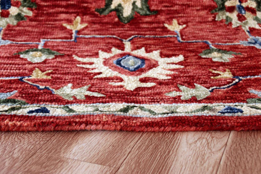7" x 9" Red and Blue Floral Medallion Area Rug