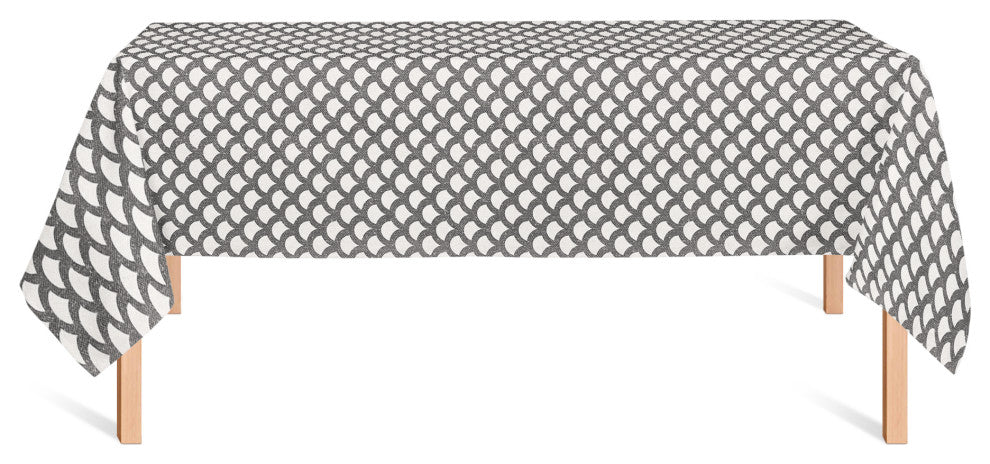 Neutral Scallop Pattern 58x102 Tablecloth