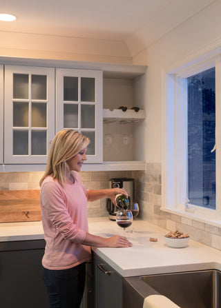 Polished Chrome 11-7/16" x 1" x 1-3/8" Stem Glass Holder