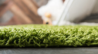 Unique Loom Grass Green Solid Shag 2'x3' Area Rug