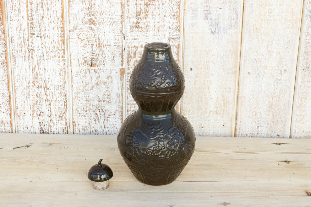 Lidded Gourd Shaped Chinese Vase