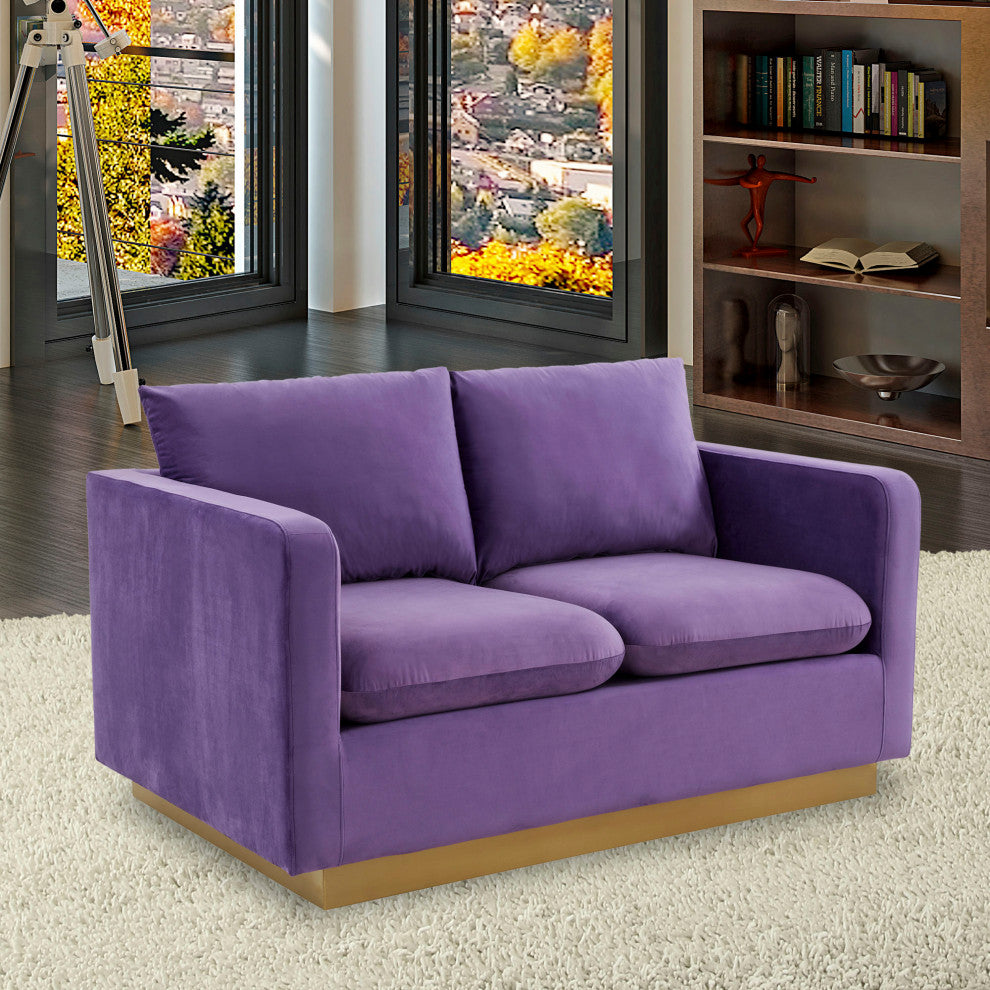 LeisureMod NS55PU Nervo Purple Modern Mid-Century Velvet Loveseat Gold Frame