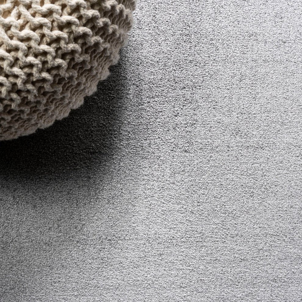 Haze Solid Low-Pile Runner Rug, Light Gray, 5' Round