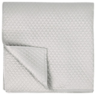 Winthrop 100% Sateen Silver Quilt by Kosas Home, Silver Gray, King