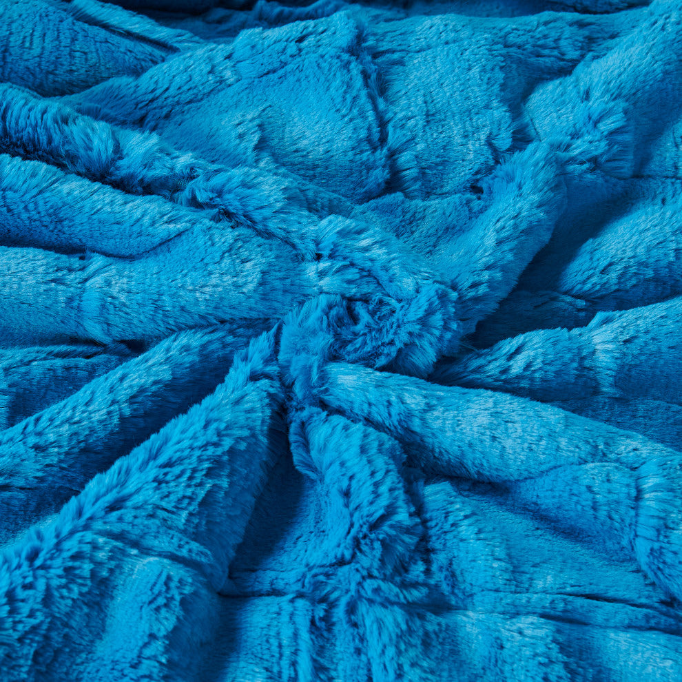 Kasaya Jacquard Supersoft Faux Fur Throw Blanket, Crystal Teal, 50" X 60"