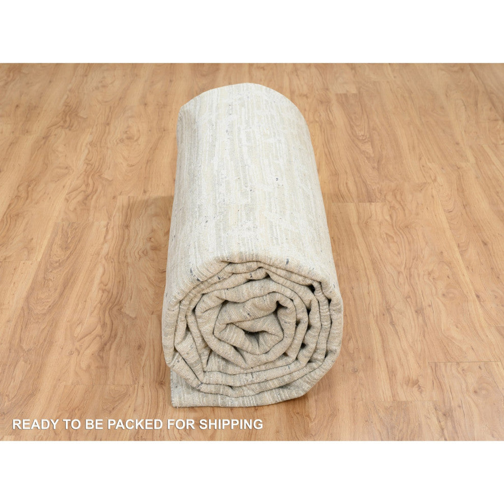 Light Gray Hand Knotted Modern Design Natural Wool Oversized Rug, 14'1"x18'0"