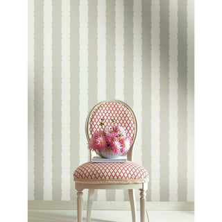 Scalloped Stripe Wallpaper