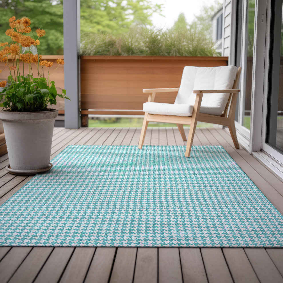 Indoor/Outdoor Hinton HN1 Aqua Machine Washable 10' x 14' Rug