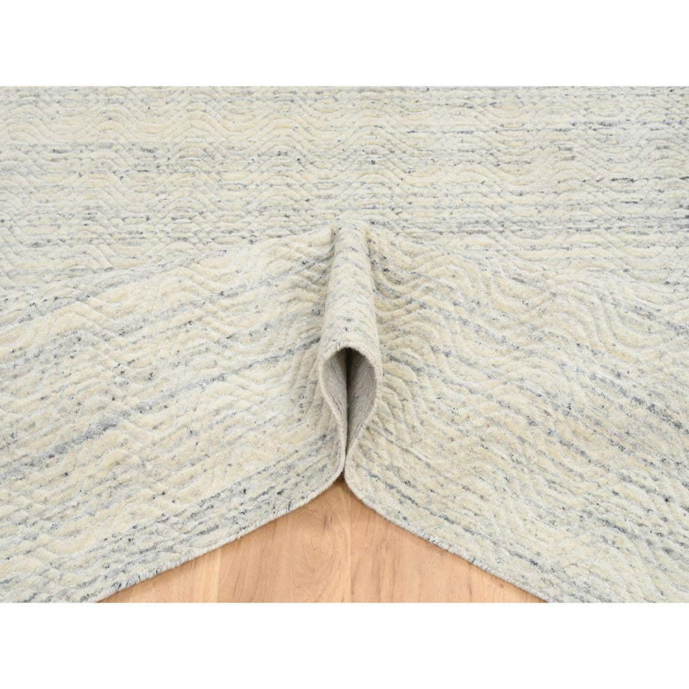 Beige Variegated Textured Modern Design Natural Wool Hand Loomed Rug, 5'10"x9'
