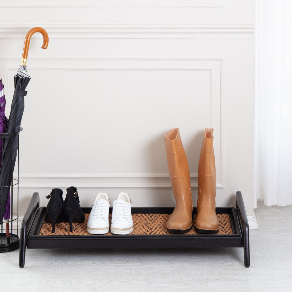 Single-Tier Black Stand With 3-Pair Rubber Boot Tray Irish Lion