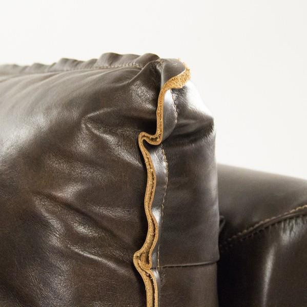 Classic Juste Chocolate Sofa - Timeless Style