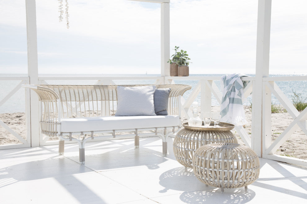 Franco Albini Belladonna Exterior Sofa Dove White, White Canvas Cushion