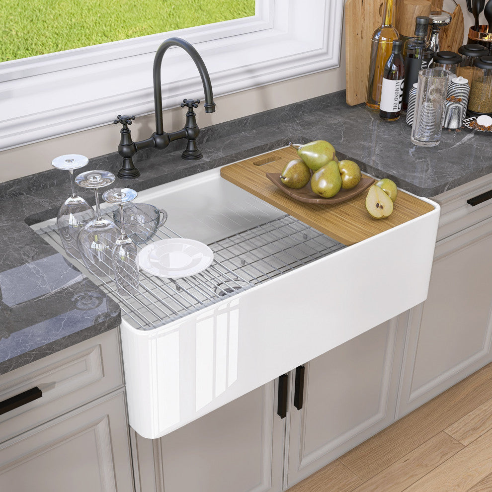 33"Lx20"W Farmhouse/Apron Farm Fireclay Kitchen Sink With Sink Grid And Strainer