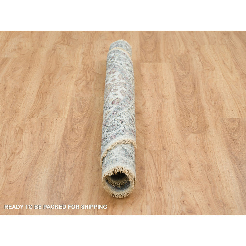 Ivory Shiraz Rosettes Border Wool Hand Knotted Round Oriental Rug, 5'10"x5'10"