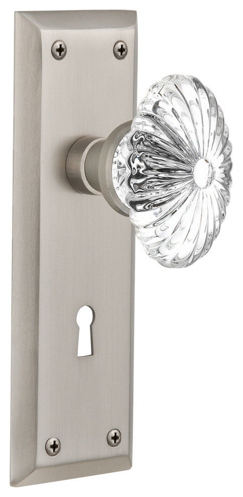 New York Plate With Oval Fluted Crystal Knob, Satin Nickel