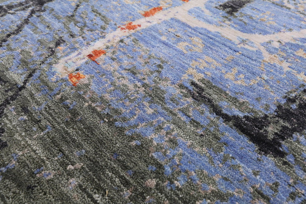 8' 0" X 9' 11" Modern Urban Design Wool and Silk Hand Knotted Rug Q7181