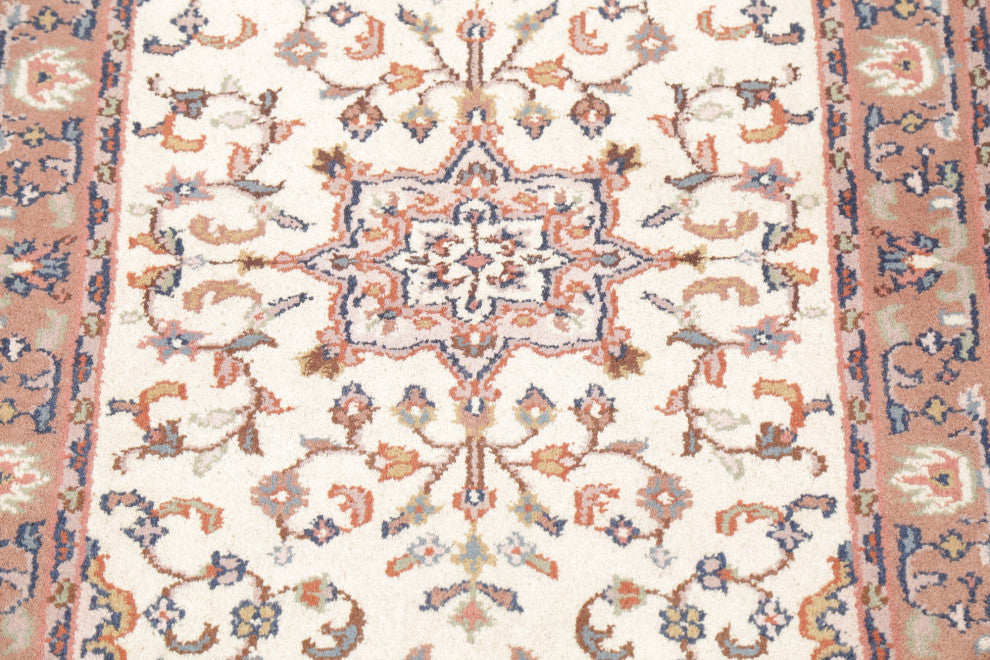 Sarouk Oriental Traditional Hand-Knotted Area Rug Indian, Beige, 5'6"x2'11