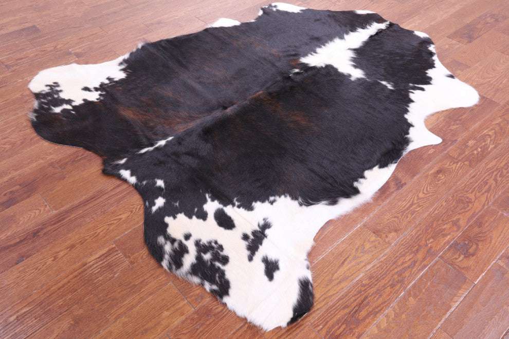 6' 6" X 5' 10" Natural Cowhide Rug C1909