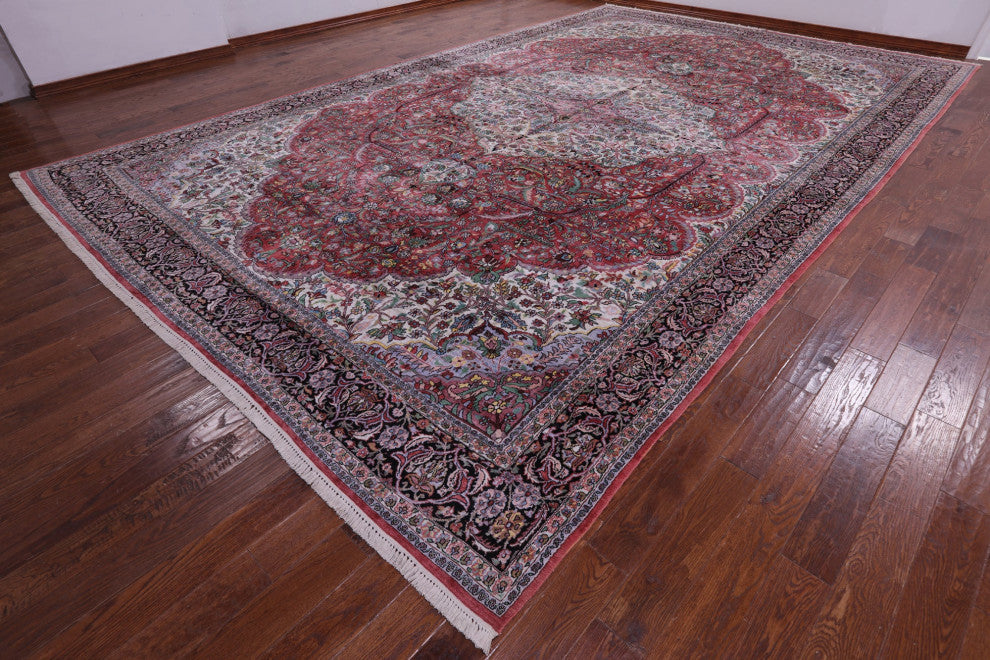 11' 11" X 18' 7" Hand Knotted Kashan Silk Rug - Q13845