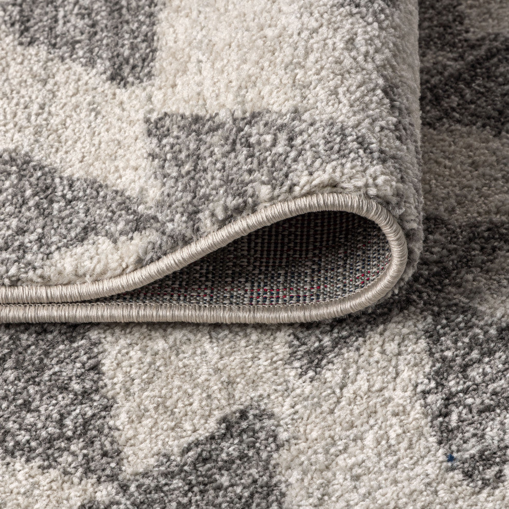 Aisha Moroccan Triangle Geometric Cream/Gray 8' Square Area Rug