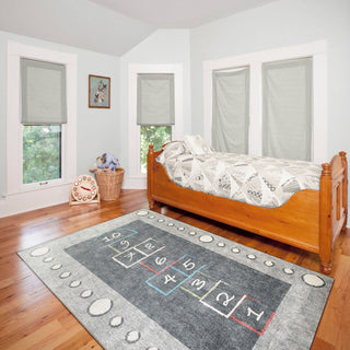 Kidz Hopscotch Gray/Multi Area Rug, 4'x6'