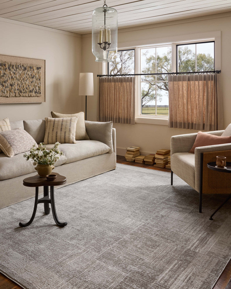 Loloi Hollis Smoke / Mist 5'-3" x 7'-6" Area Rug