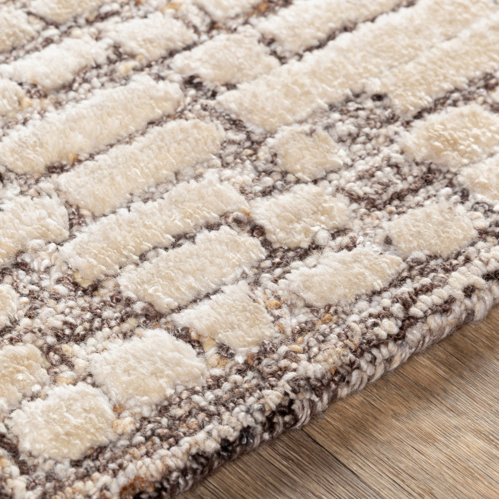 Surya Montclair MTC-2304 Modern Area Rug, 4' x 6' Rectangle