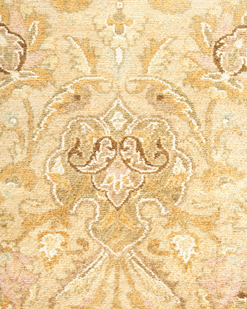 Mogul, One-of-a-Kind Hand-Knotted Area Rug Ivory, 8'2"x10'2"