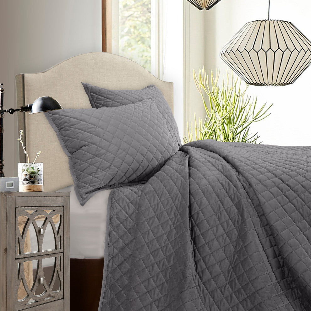 Velvet Diamond Quilt Set, King, Gray, 3 Piece