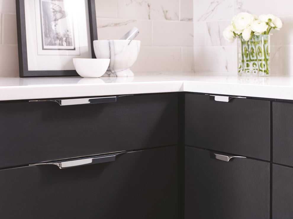 Extent 4-3/16" CTC Cabinet Edge Pull, Polished Chrome