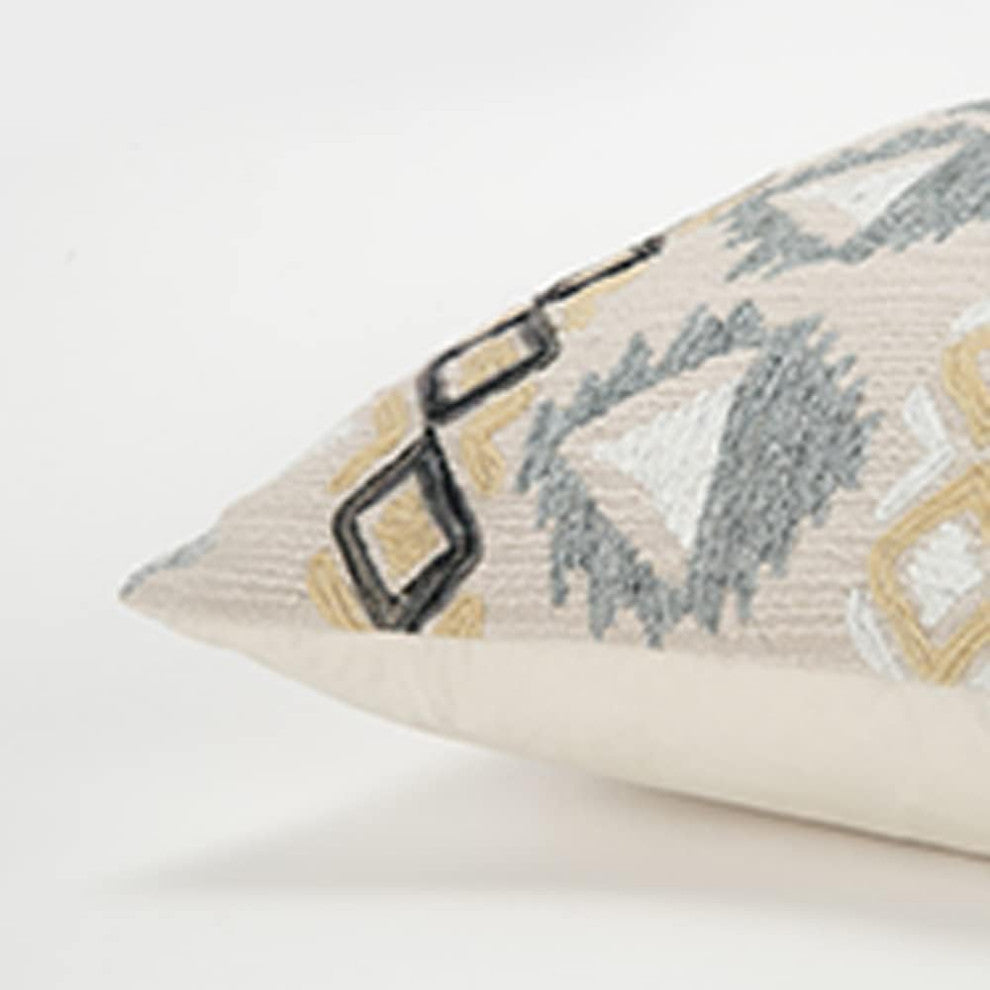 Rizzy Home 20"x20" Pillow
