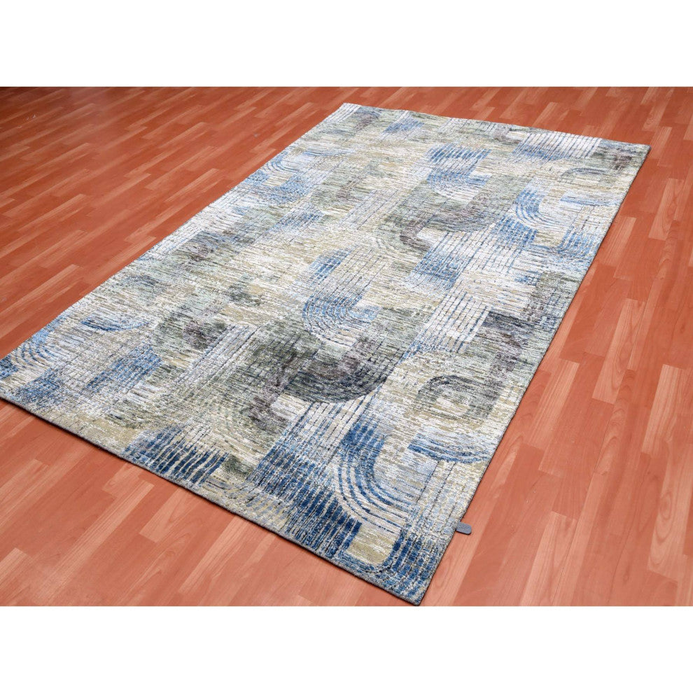 THE INTERTWINED PASSAGE Hand Knotted Silk Textured Wool Oriental Rug, 6'0"x9'0"