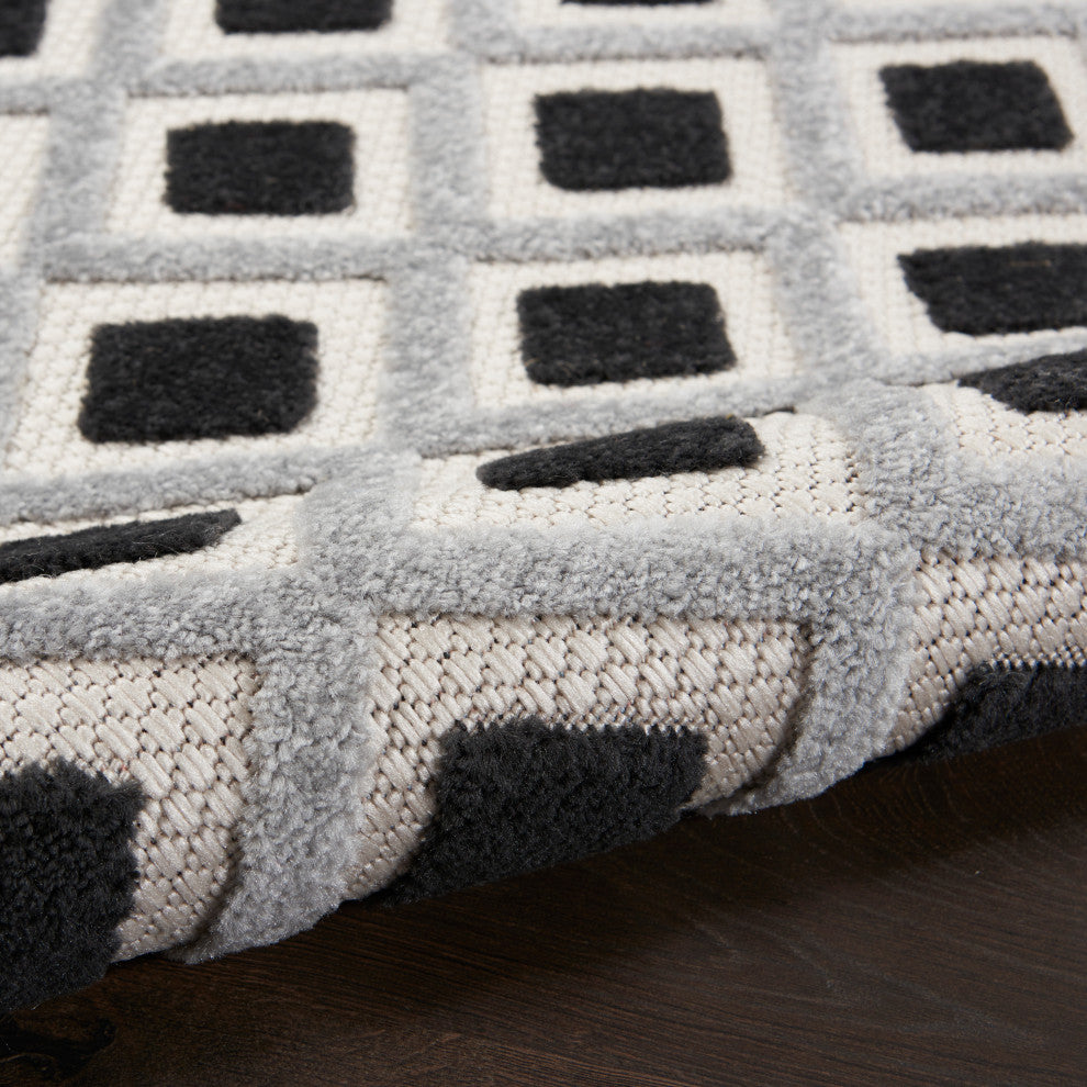 Nourison Aloha 4' x Round Black White Modern Area Rug