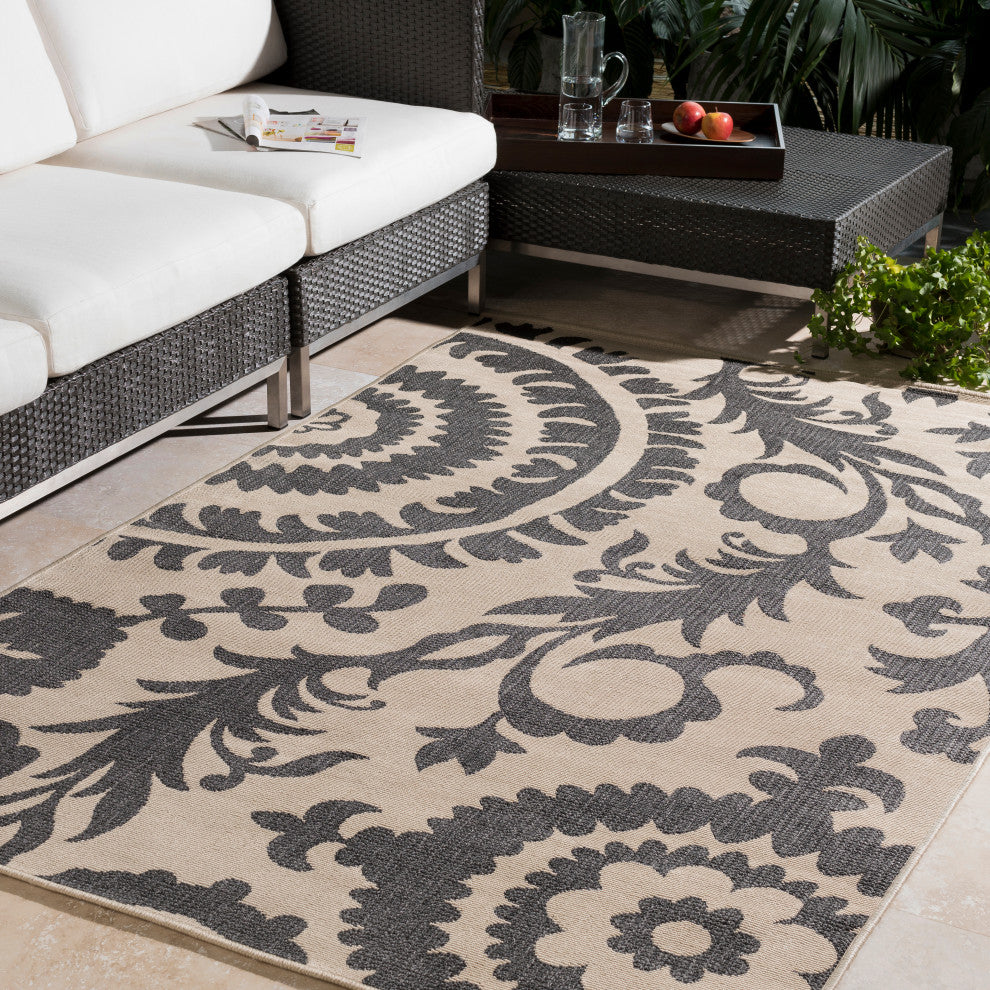 Alfresco Area Rug, 7'3" Round