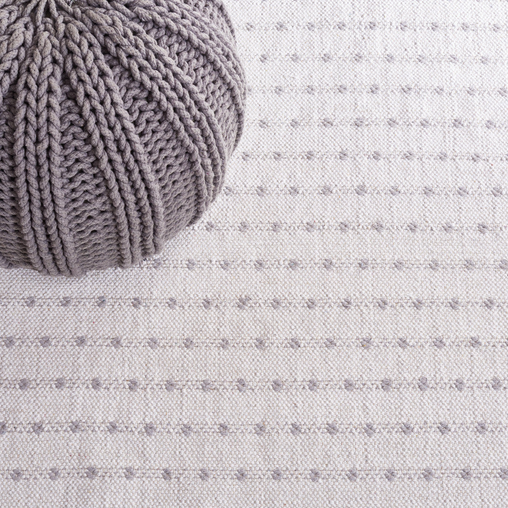 Safavieh Montauk Collection MTK714G Rug, Light Grey/Ivory, 8' x 10'