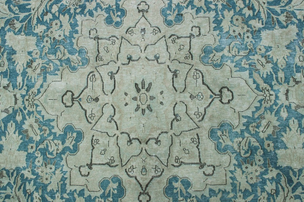 Fine Vintage Distressed Chelsea Blue and Beige Rug, 9''9x13''2