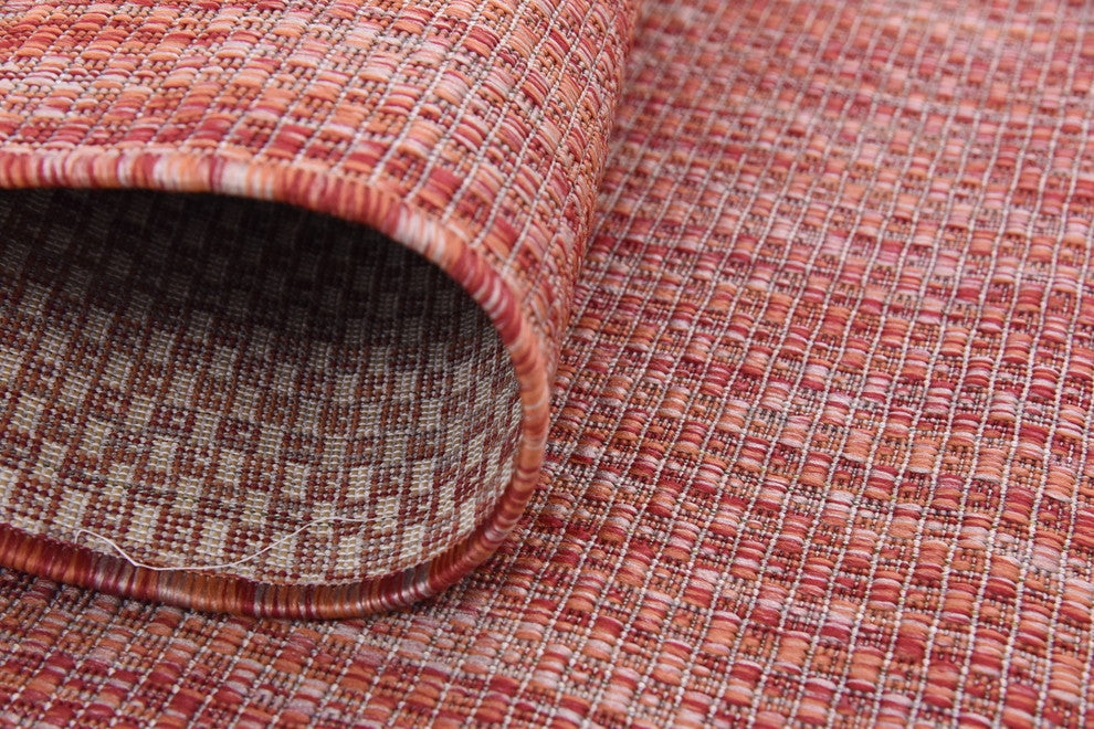 Unique Loom Rust Red Solid Outdoor 4' 0 x 6' 0 Area Rug