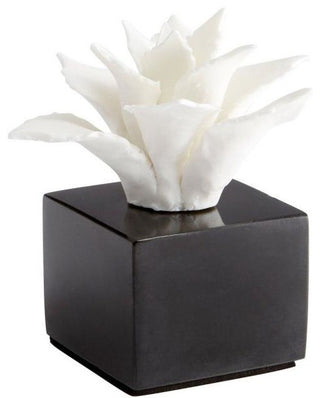 Cyan Small Calendine Sculpture 10283, White