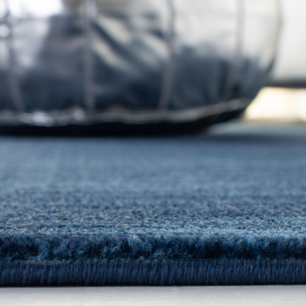 Safavieh Vision VSN606 Rug, Navy, 3'x3' Round