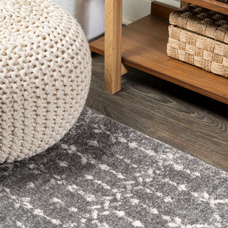 Moroccan HYPE Boho Vintage Diamond Runner Rug, Gray/Ivory, 4 X 6