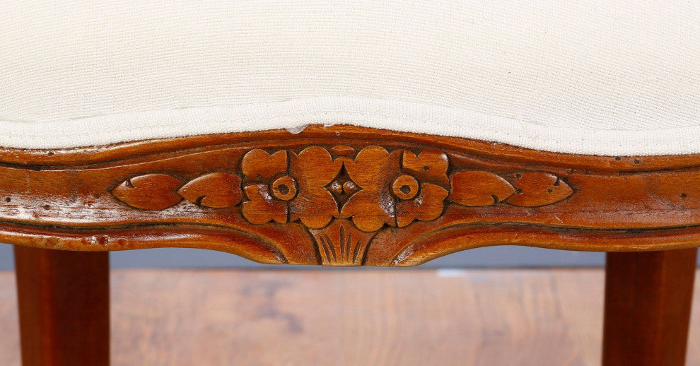 Nia Side Chair